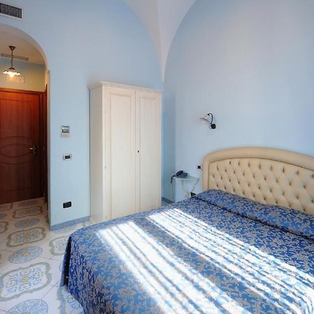 אמאלפי B&B Palazzo Pisani חדר תמונה