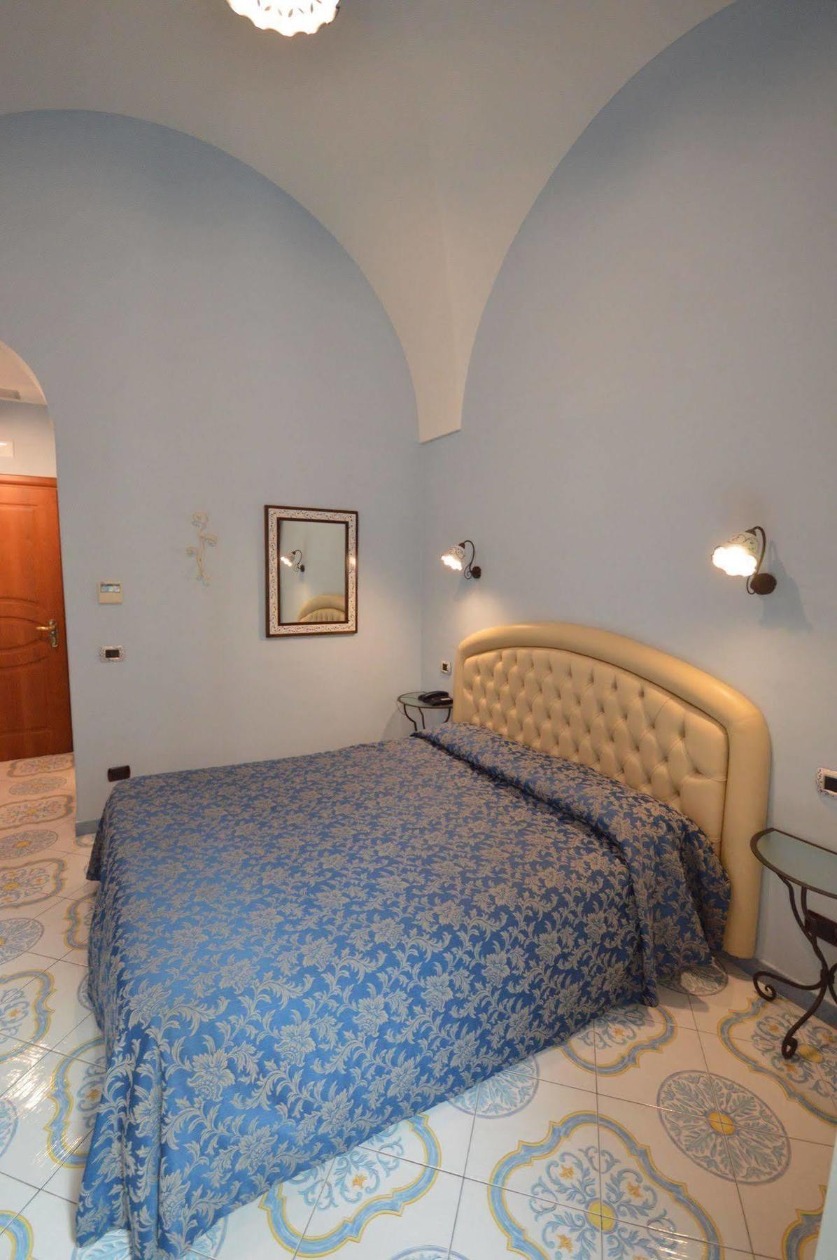 אמאלפי B&B Palazzo Pisani מראה חיצוני תמונה