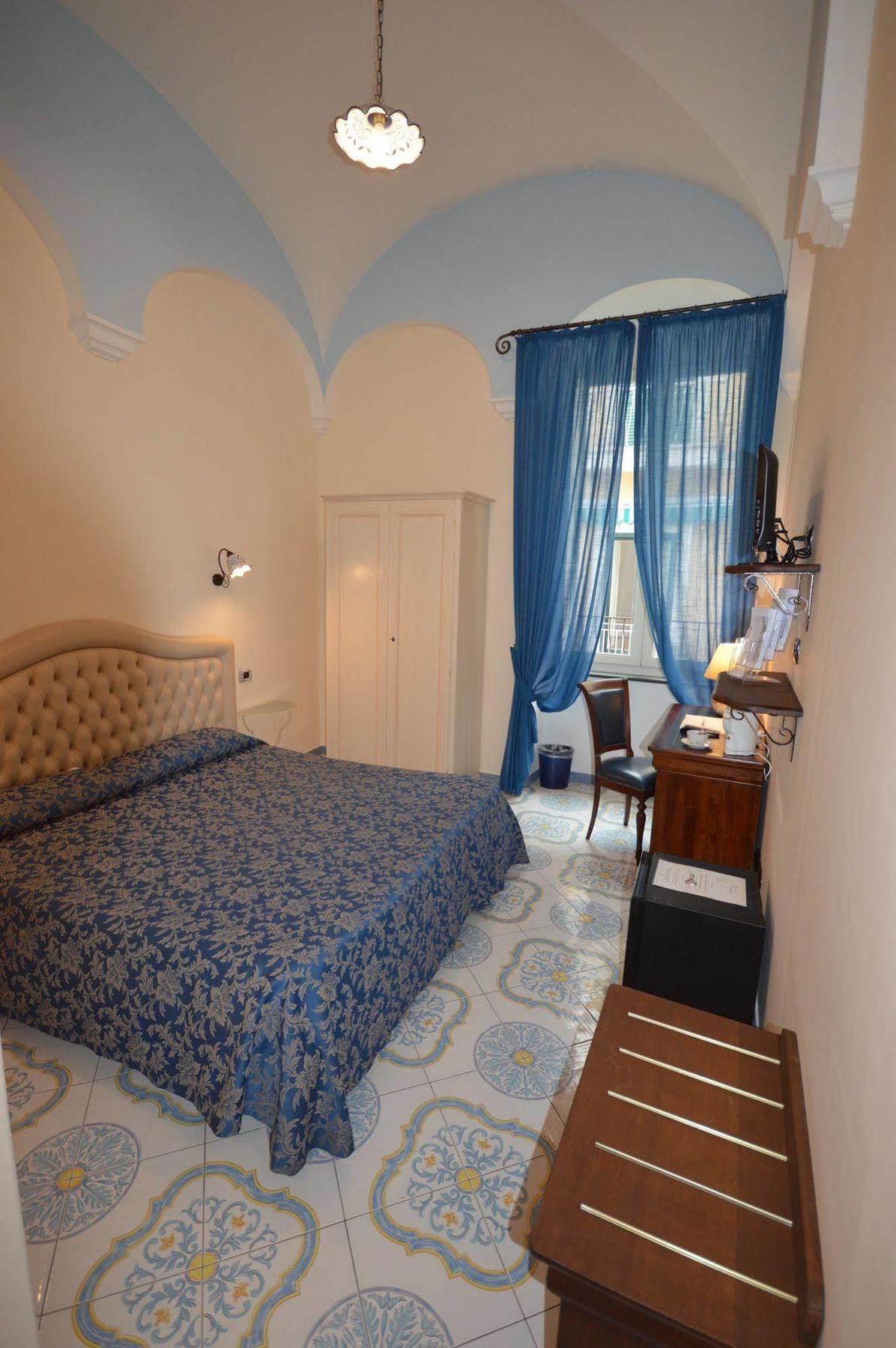 אמאלפי B&B Palazzo Pisani מראה חיצוני תמונה